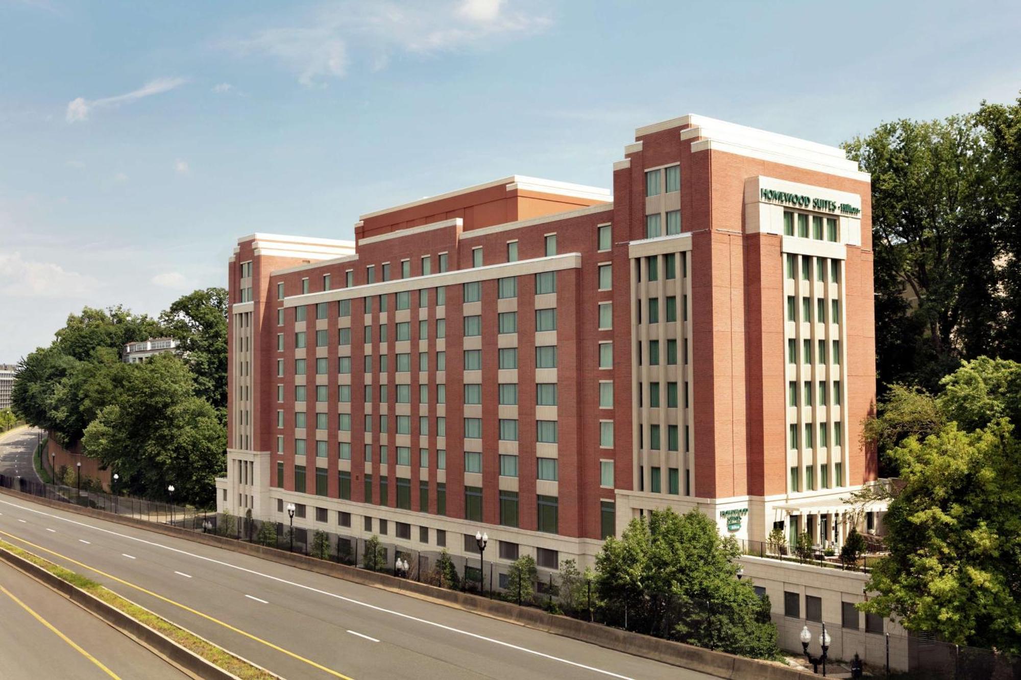 Homewood Suites By Hilton Arlington Rosslyn Key Bridge Exterior foto